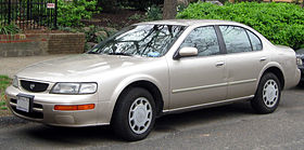 1995-1996 Nissan Maxima -- 03-21-2012.JPG